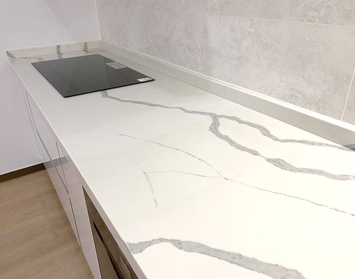 quartz countertop in the kitchen